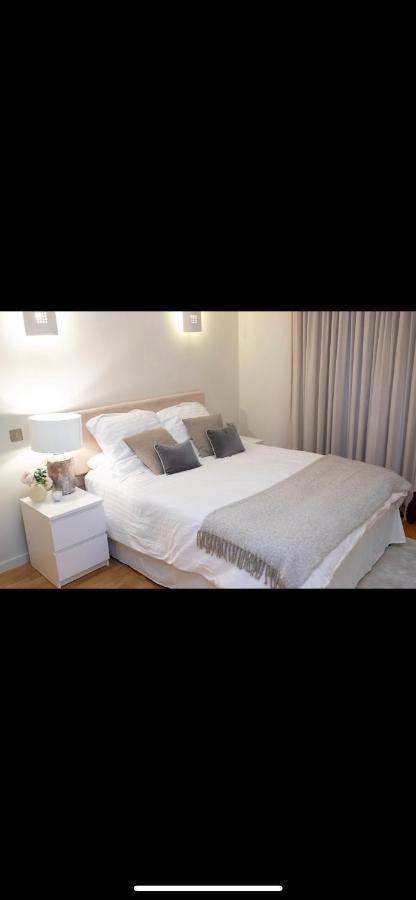 London Luxury 1 Bedroom Apartment Minutes Walk From Canary Wharf Esterno foto